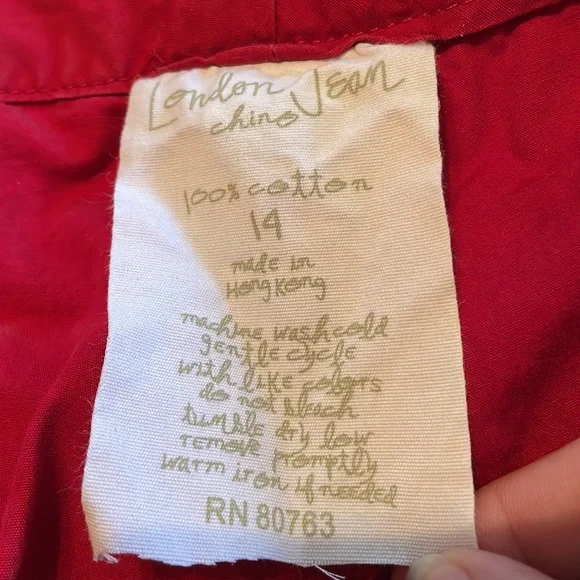 London Jean Chino Capris.  Red.  Size 14 - Picture 12 of 12